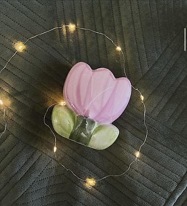 шкатулк: Керамическая шкатулка в форме тюльпана. - Материал: глазурованная — 1