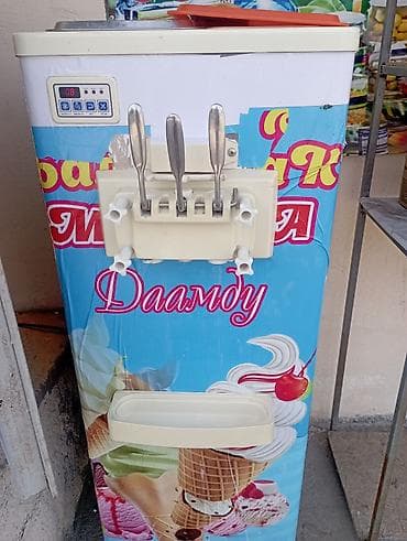 Оборудование для производства: Фризер для мягкого мороженого, напольный, с тремя рычагами выдачи: - 2 — 2