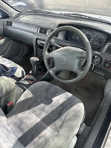 Унаа сатуу: Toyota Camry: 1997 г., 2.2 л, Автомат, Бензин, Седан — 7