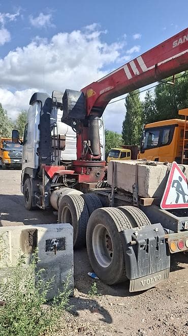 x7 2023: Тягач, Volvo — 4