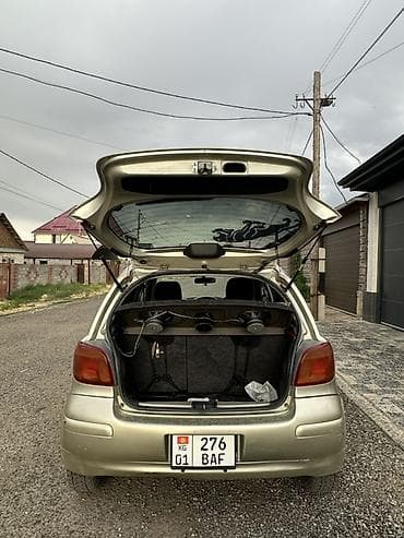 byd e7: Toyota Yaris: 2002 г., Автомат, Бензин, Хэтчбэк — 7
