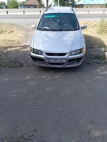 Транспорт: Mitsubishi Space Star: 2004 г., 1.6 л, Механика, Бензин, Хэтчбэк — 4