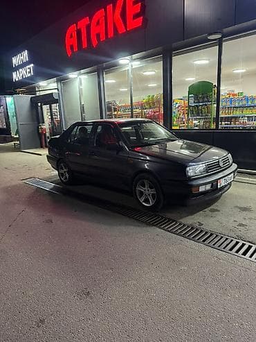 bmw 2002: Volkswagen Vento: 1993 г., 1.8 л, Механика, Бензин, Седан — 8