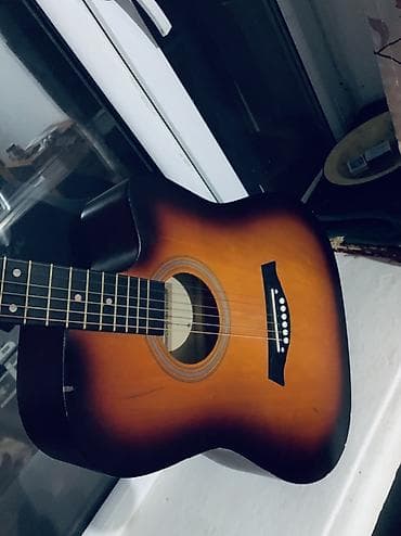 насыя: Акустическая гитара Fante (dreadnought) с вырезом. Характеристики: - — 3