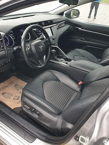 голыф 4: Toyota Camry: 2020 г., 2.4 л, Автомат, Гибрид, Седан — 8