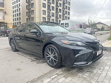 пушстарт: Toyota Camry: 2021 г., 2.5 л, Автомат, Бензин, Седан — 1