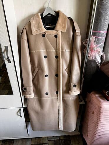 Киреге берилүүчү кийимдер: Срочно продаю дублёнки 46-52 размер ❤️ 2500 сом торг уместен 💐 — 2