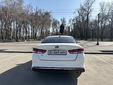 mazda 5: Kia K5: 2017 г., 2 л, Автомат, Газ, Седан — 4