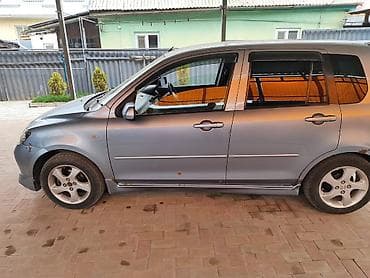 a4 b6: Mazda Verisa: 2003 г., Автомат, Бензин, Хэтчбэк — 2