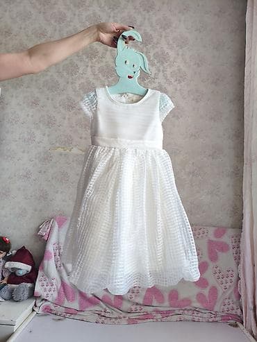 Платья женские и детские! Куртки. Размеры: 46-56 а детское - на 4-6 at lalafo.kg Платья женские и детские! Куртки. Размеры: 46-56 а детское - на 4-6
