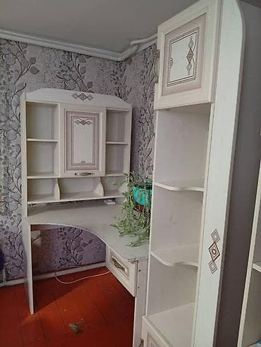 компьютерный столик с полками: Компьютерный стол, Угловой — 2