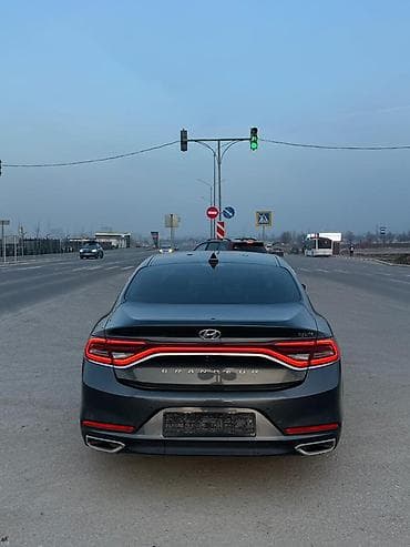 Hyundai Grandeur: 2019 г., 3 л, Автомат, Гибрид, Седан — 2