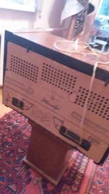 антенны для рации: Винтажный ламповый радиоприемник "Октябрь", СССР, 1958 г/выпуска, в — 4