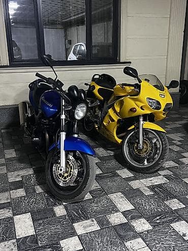 Мотоциклы: Kawasaki ZR-7 (naked) стрит спорт свеже пригнан из Германии в родном — 5