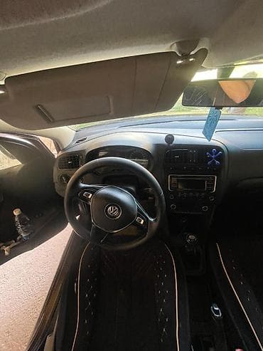 магнитолы для авто: Volkswagen Polo: 2015 г., 1.6 л, Механика, Бензин, Седан — 8