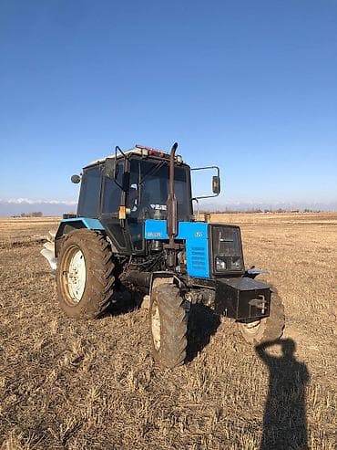 кел кел: Модель: 892 экспорттук, Колдонулган, Башка агрегаттар менен трактор — 2