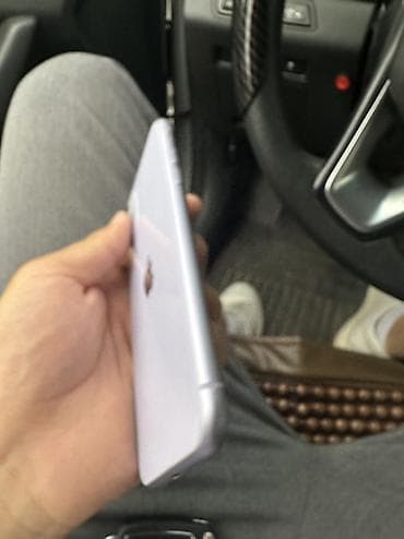 iphone 13mini: IPhone 11, Б/у, 128 ГБ, Deep Purple, Чехол, Коробка, 72 % — 4
