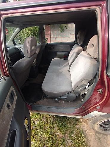 Mitsubishi Space Wagon: 1996 г., 2 л, Механика, Бензин, Минивэн at lalafo.kg Mitsubishi Space Wagon: 1996 г., 2 л, Механика, Бензин, Минивэн