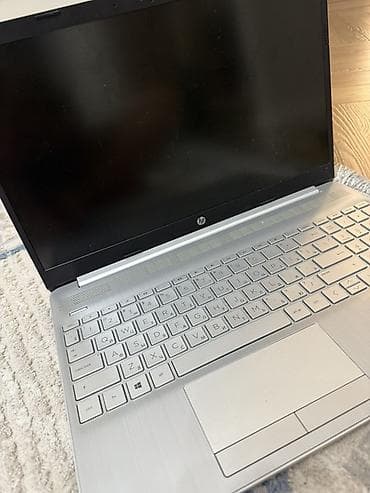microsoft hp: HP ноутбук (серебристый, серия Pavilion/15") - Диагональ экрана — 2