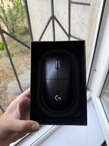 Игровой комплект: беспроводная мышь Logitech G Мышь Logitech G