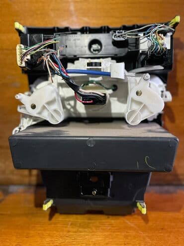 runx alex: Климатты контролдоо блогу Toyota Колдонулган, Оригинал, Жапония — 4