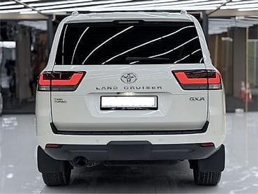 Toyota Land Cruiser: 2022 г., 3.5 л, Автомат, Бензин, Внедорожник — 4