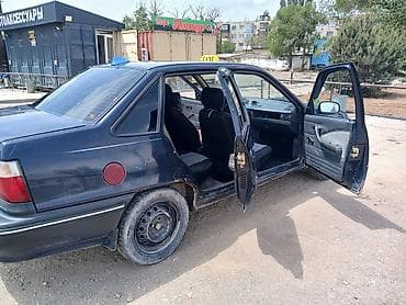 чехии: Daewoo Nexia: 2005 г., Механика, Бензин, Седан — 1