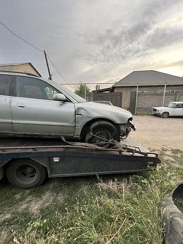 Транспорт: Audi A4: 1999 г., Автомат, Универсал — 4