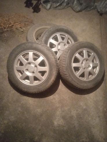 меняю 16 на 15: Колеса в сборе 195 / 65 / R 15, Зима, Б/у, Комплект, Легковые, Литые, отверстий - 4 — 4