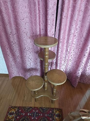 Мебель: Полка, этажерка для цветов, Дерево — 1