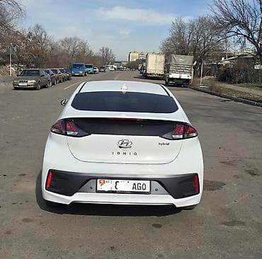 хендай ионик гибрид: Hyundai Ioniq: 2020 г., 1.6 л, Гибрид, Лифтбек — 4