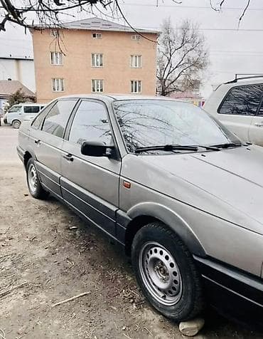 Продажа авто: Volkswagen Passat: 1991 г., 1.8 л, Механика, Бензин, Седан — 5