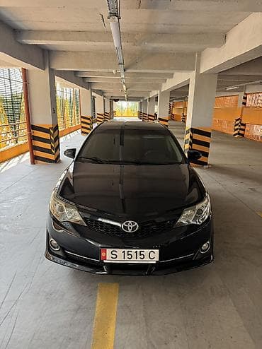 Toyota Camry: 2014 г., 2.5 л — 6