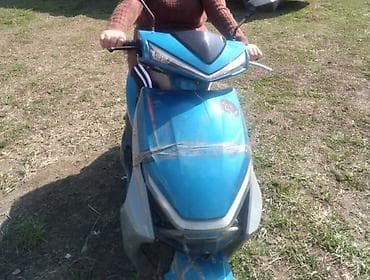 багажник мото: Скутер TOYO 1200W, синие пластиковые панели. Характеристики и — 3