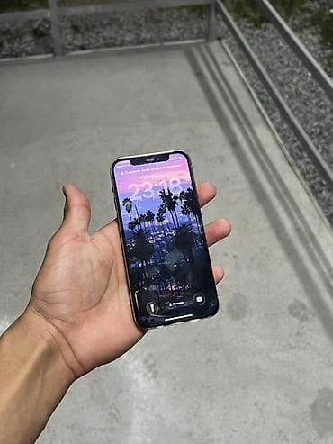 apple iphone 12 mini: IPhone 12 Pro, Серебристый — 2