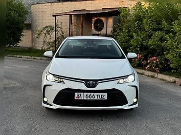 авто сатылат: Toyota Corolla: 2022 г., 1.8 л, Вариатор, Гибрид, Седан — 2