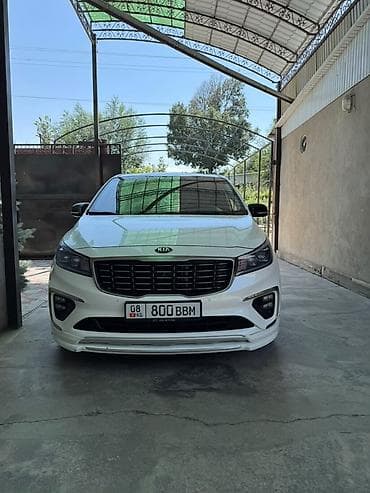 с 180: Kia Carnival: 2018 г., Минивэн — 5
