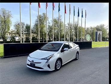 сполер: Toyota Prius: 2017 г., 1.8 л, Вариатор, Гибрид, Хэтчбэк — 1