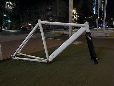 фикс aventon: Рама для фикс/трек велосипеда + карбоновая вилка Продам фреймсет 6KU — 1
