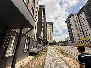 2 bedroom: Сдается квартира 2 ком Район Асанбай Жк ДИСКАВЕРИ 2 из 12 этаж Есть — 2