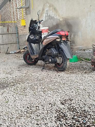 глушитил: Скутер/мопед городско‑эндурного типа. Основные особенности: - — 2