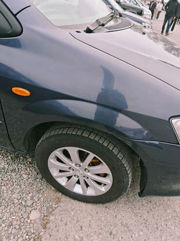 обмен с доплатой: Mazda MPV: 2002 г., 2.3 л, Механика, Бензин, Минивэн — 3