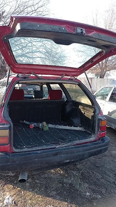 Volkswagen: Volkswagen Passat Variant: 1991 г., 1.8 л, Механика, Бензин, Универсал — 9