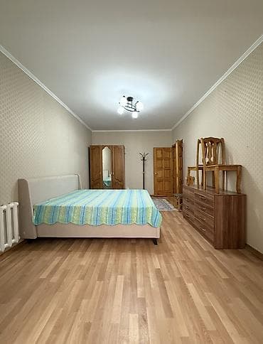 суворова: 4 комнаты, 90 м², 106 серия, 8 этаж, Старый ремонт — 1