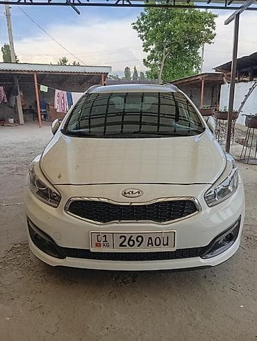 продажа киа соренто: Kia Ceed: 2018 г., Автомат, Бензин, Универсал — 1