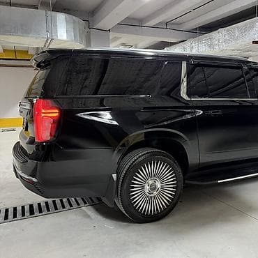 range rower: Chevrolet Suburban: 2021 г., Внедорожник — 6