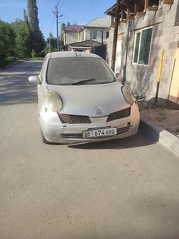 Nissan March: 2003 г., 1.3 л, Бензин, Хэтчбэк