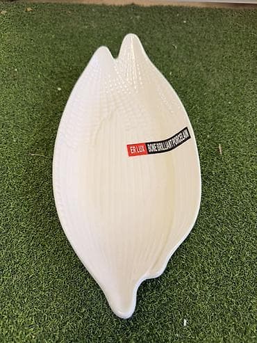 Блюдо ERLUX из костяного фарфора - Материал: Bone Brillant Porcelain