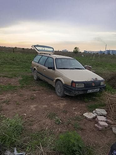 jetta 2: Volkswagen Passat Variant: 1988 г., Универсал — 5