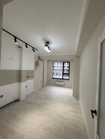 1 комната, 42 м², Элитка, 2 этаж, Евроремонт at lalafo.kg 1 комната, 42 м², Элитка, 2 этаж, Евроремонт